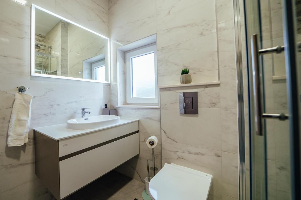 Apartman Mlikota Zagvozd エクステリア 写真