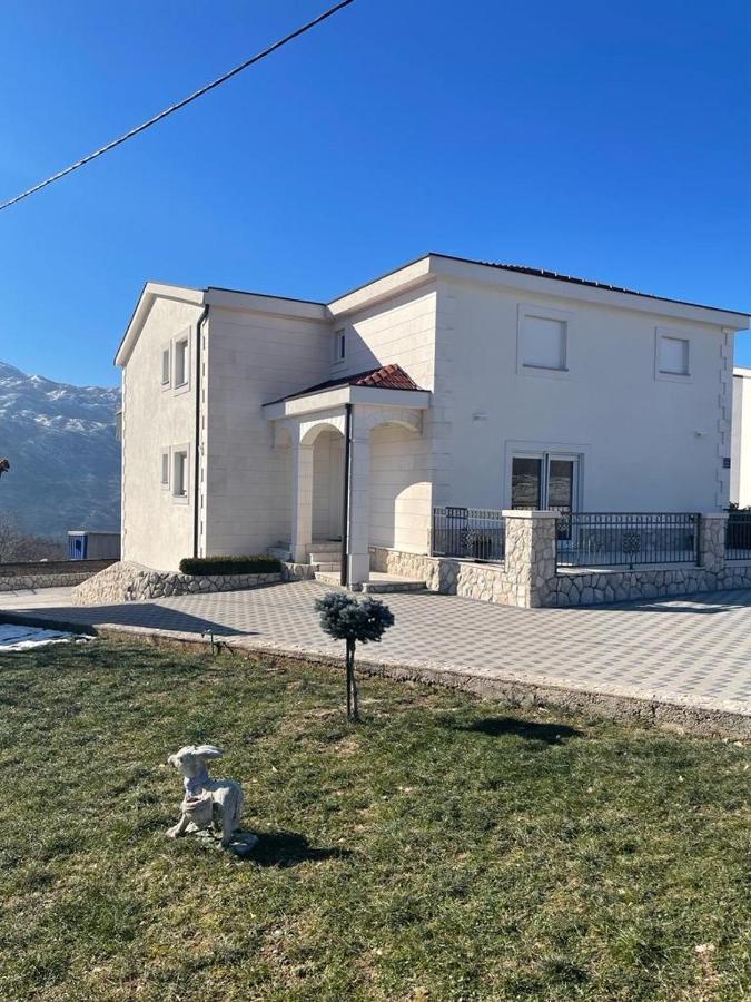 Apartman Mlikota Zagvozd エクステリア 写真